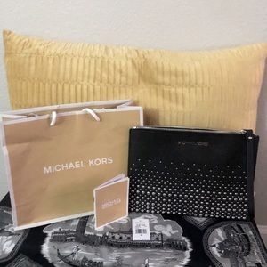 Michael Kors black leather Jet set travel bag NWT